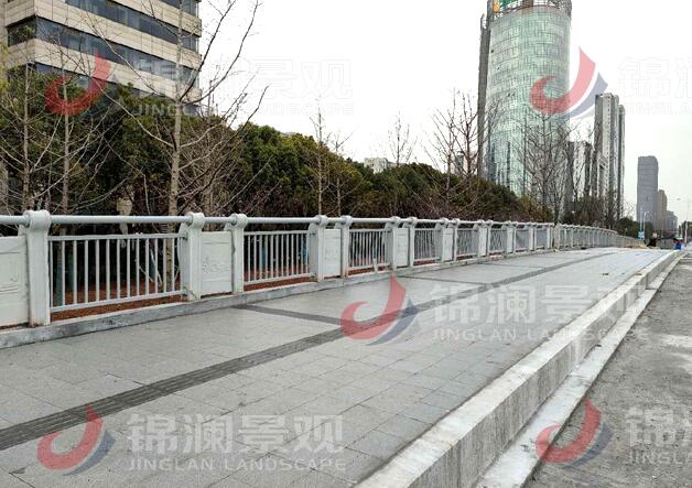 橋梁欄桿支架的安裝及建設有哪些作用